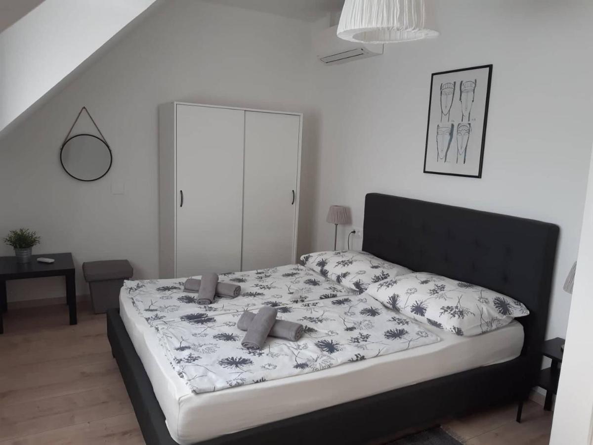 Apartman Soos -- Only For Relaxation, Not For Party! Siofok Bagian luar foto