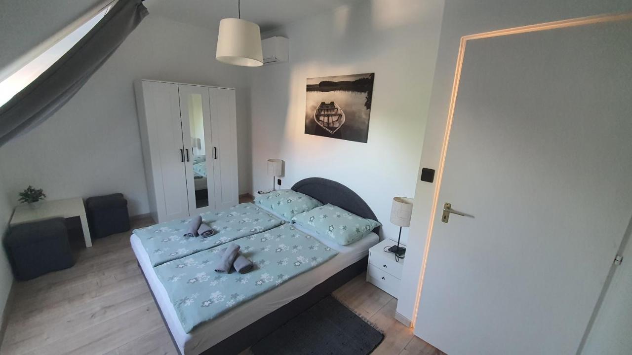 Apartman Soos -- Only For Relaxation, Not For Party! Siofok Bagian luar foto