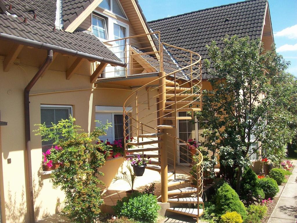 Apartman Soos -- Only For Relaxation, Not For Party! Siofok Bagian luar foto