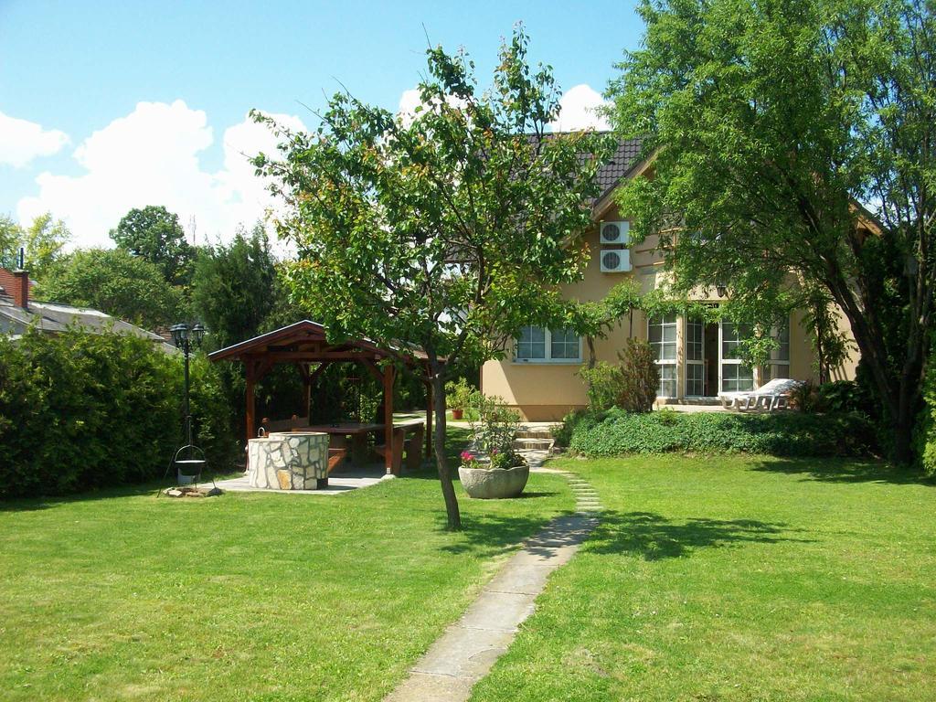 Apartman Soos -- Only For Relaxation, Not For Party! Siofok Bagian luar foto