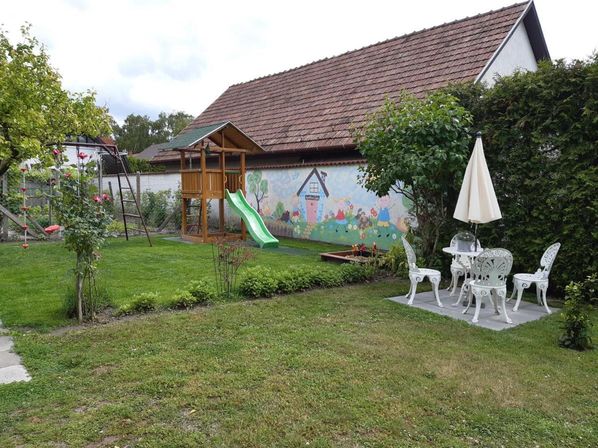 Apartman Soos -- Only For Relaxation, Not For Party! Siofok Bagian luar foto